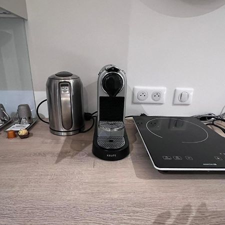 Studio Chic Avec Salon Et Terrasse Privee Apartment Tourcoing Luaran gambar